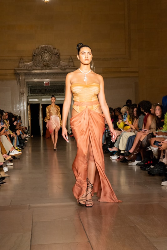 kim shui studio new york isabelle harrison designer dresses martine ali fashion week spring/summer 2023 grand central terminal