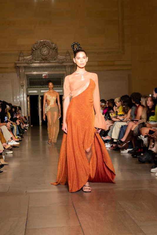 kim shui studio new york isabelle harrison designer dresses martine ali fashion week spring/summer 2023 grand central terminal
