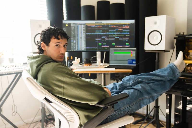 Jeremy Zucker Behind the Scenes Look With LG  gram laptop UltraWide monitor Cinebeam projector