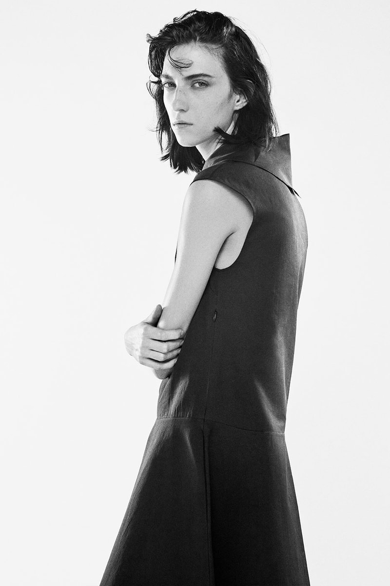 Margaret Howell SS23 Contrasts Everyday Sportswear With Refined Tailoring spring summer 2023 london fashion week