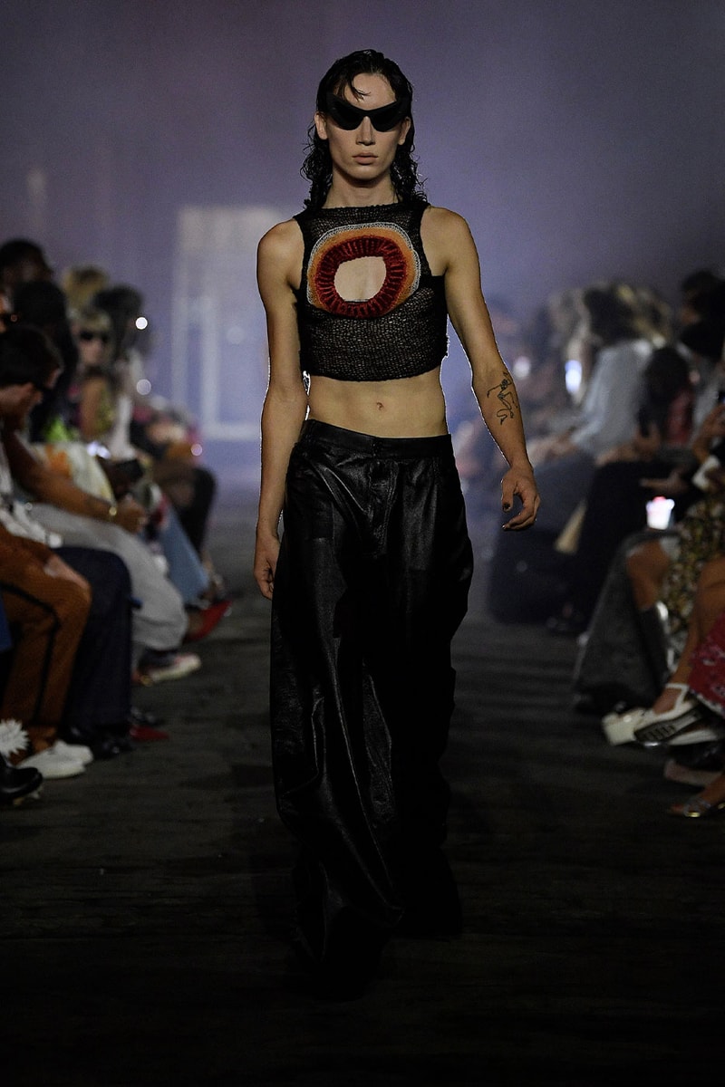 Marni SS23 Made the Sun Rise From Under the Manhattan Bridge spring summer 2023 manhattan bridge orange red blue milan francesco risso kendall jenner madonna anna wintour marni paloma