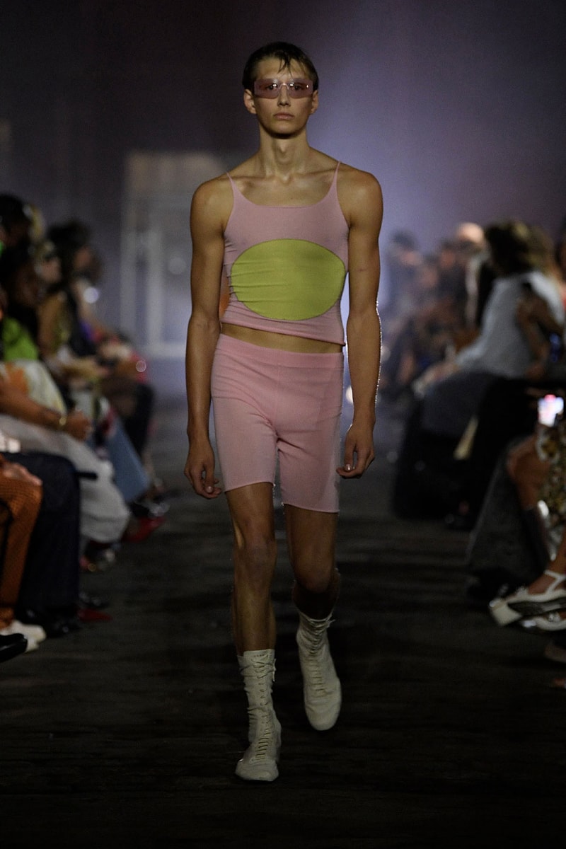 Marni SS23 Made the Sun Rise From Under the Manhattan Bridge spring summer 2023 manhattan bridge orange red blue milan francesco risso kendall jenner madonna anna wintour marni paloma