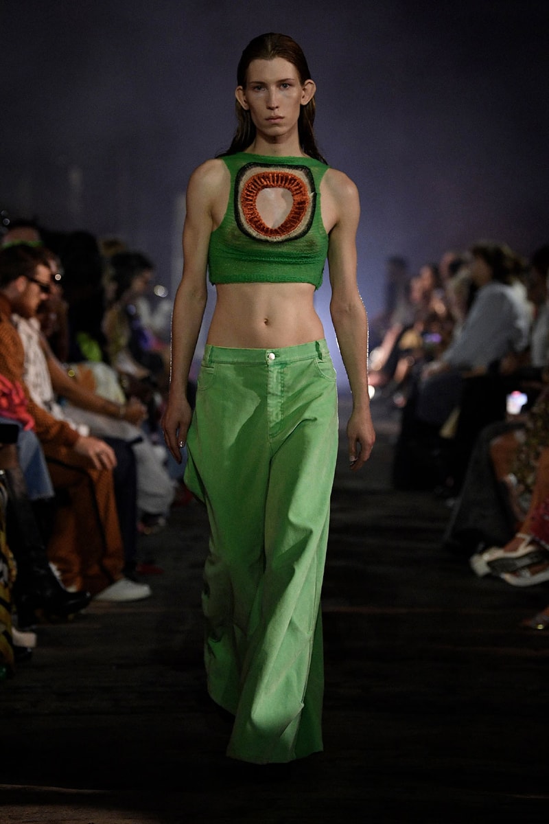 Marni SS23 Made the Sun Rise From Under the Manhattan Bridge spring summer 2023 manhattan bridge orange red blue milan francesco risso kendall jenner madonna anna wintour marni paloma