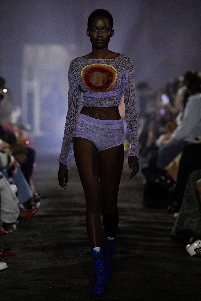 Marni SS23 Made the Sun Rise From Under the Manhattan Bridge spring summer 2023 manhattan bridge orange red blue milan francesco risso kendall jenner madonna anna wintour marni paloma