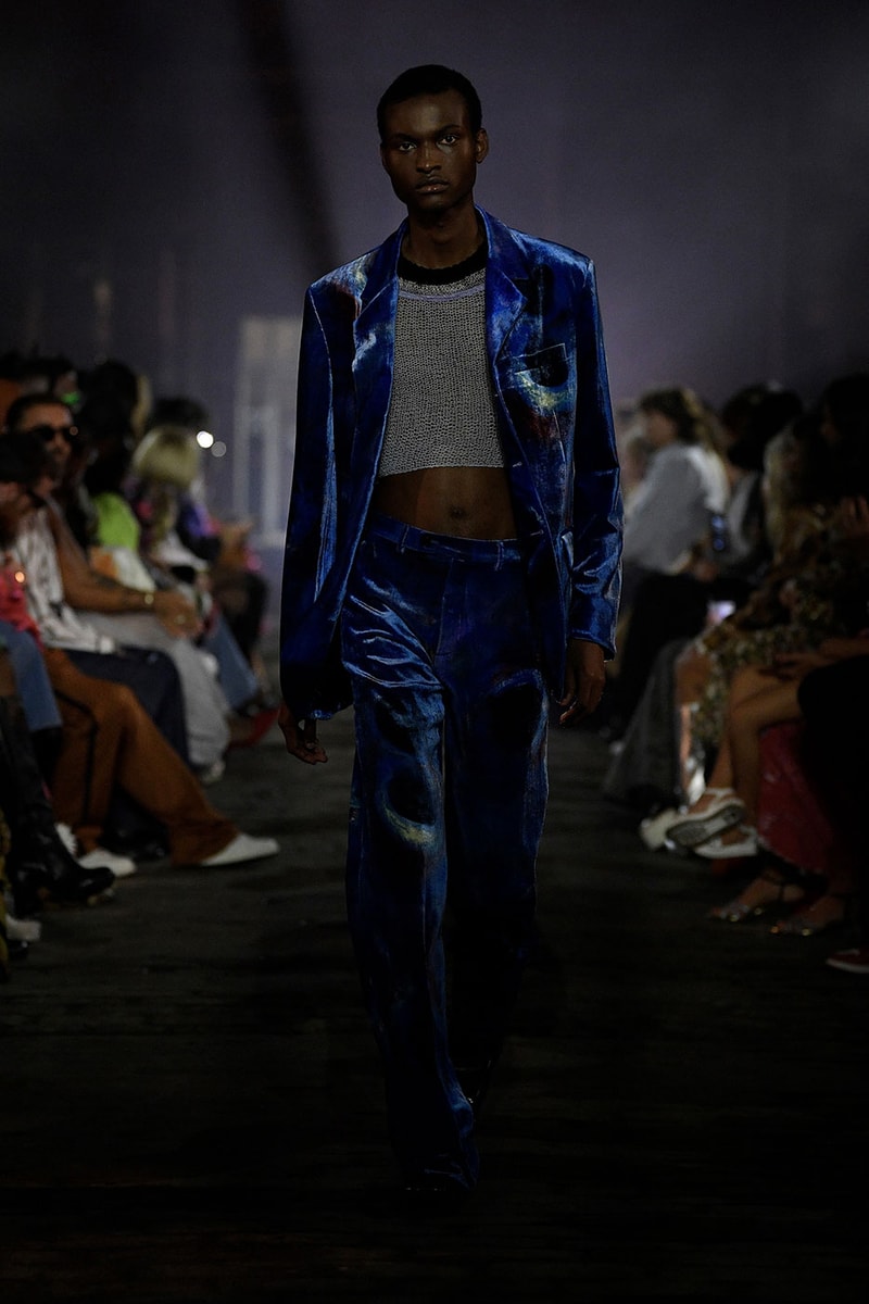 Marni SS23 Made the Sun Rise From Under the Manhattan Bridge spring summer 2023 manhattan bridge orange red blue milan francesco risso kendall jenner madonna anna wintour marni paloma