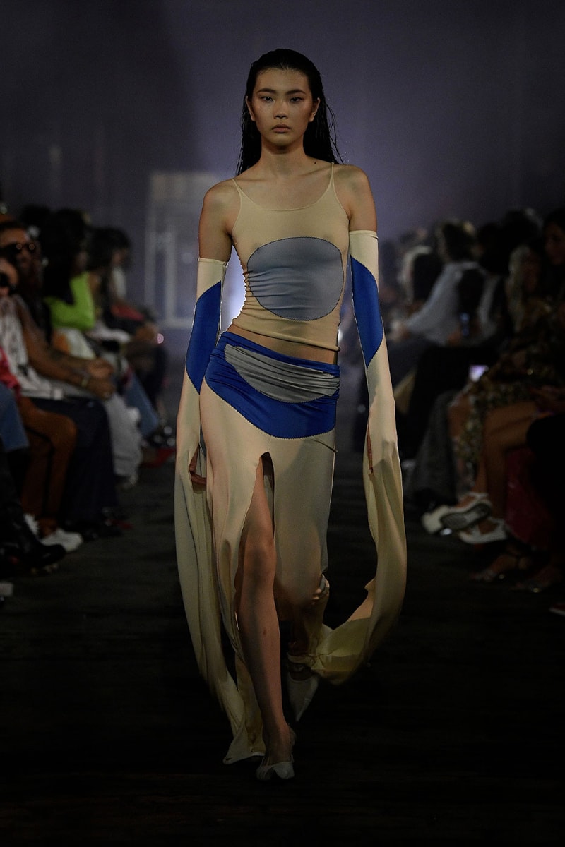 Marni SS23 Made the Sun Rise From Under the Manhattan Bridge spring summer 2023 manhattan bridge orange red blue milan francesco risso kendall jenner madonna anna wintour marni paloma