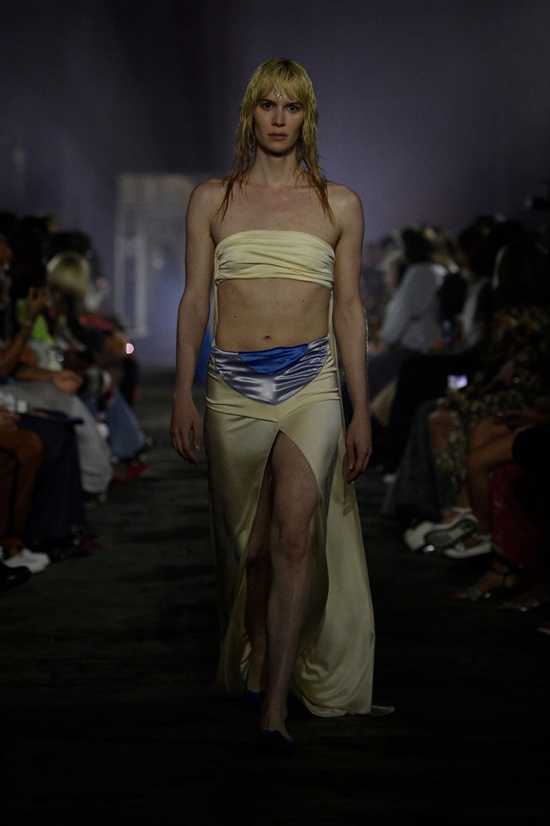 Marni SS23 Made the Sun Rise From Under the Manhattan Bridge spring summer 2023 manhattan bridge orange red blue milan francesco risso kendall jenner madonna anna wintour marni paloma