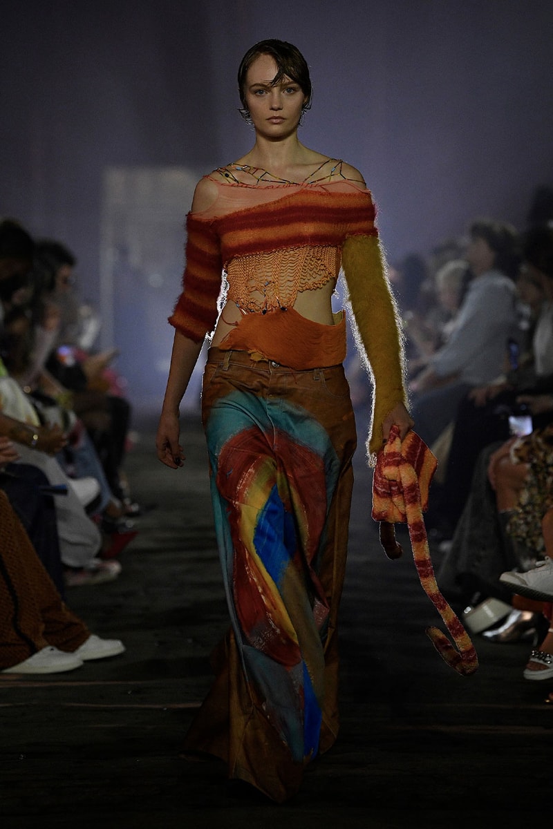 Marni SS23 Made the Sun Rise From Under the Manhattan Bridge spring summer 2023 manhattan bridge orange red blue milan francesco risso kendall jenner madonna anna wintour marni paloma