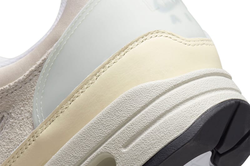 bubble bottom air max