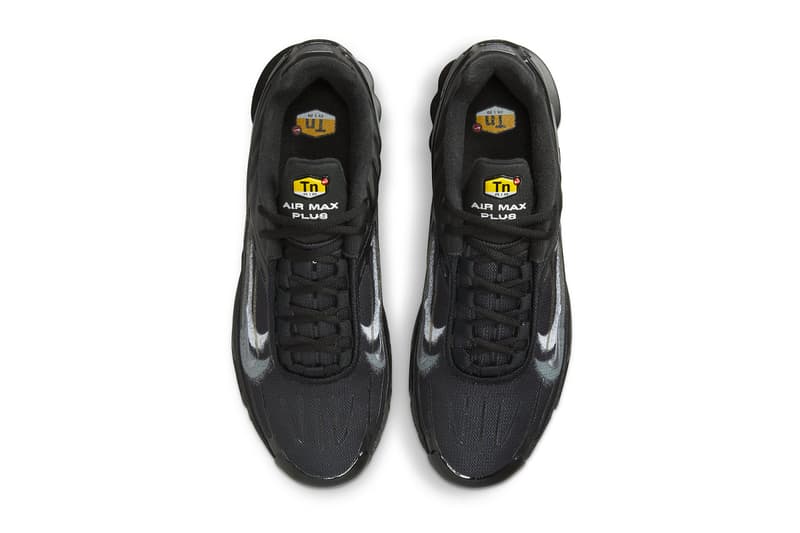 Nike Air Max Plus 3 Gets Outfitted With Double Spray Painted Swooshes FD0659-001 technical shoe all black tuned air air bubbles mixed materials lowtop