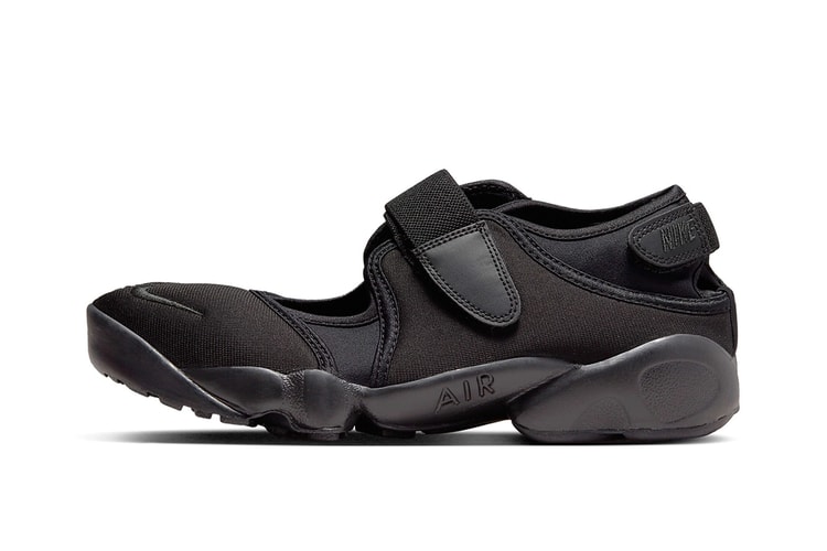 Nike Air Rift "Triple Black" Is the Affordable Alternative to the Maison Margiela Tabi Toe