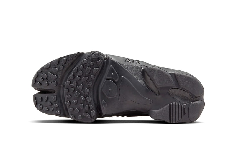 Nike Air Rift Surfaces in Triple Black maison margiela tabi toe affordable alternative shoes DZ4182-010
