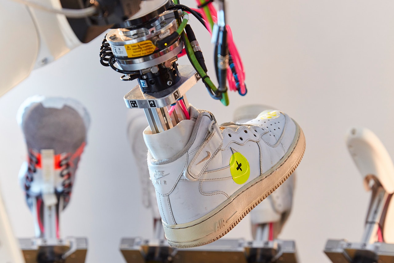 nike bill robot powered system extends life sneakers info release london