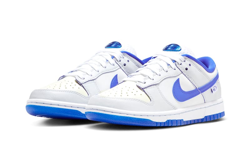 royal blue and white nike dunks