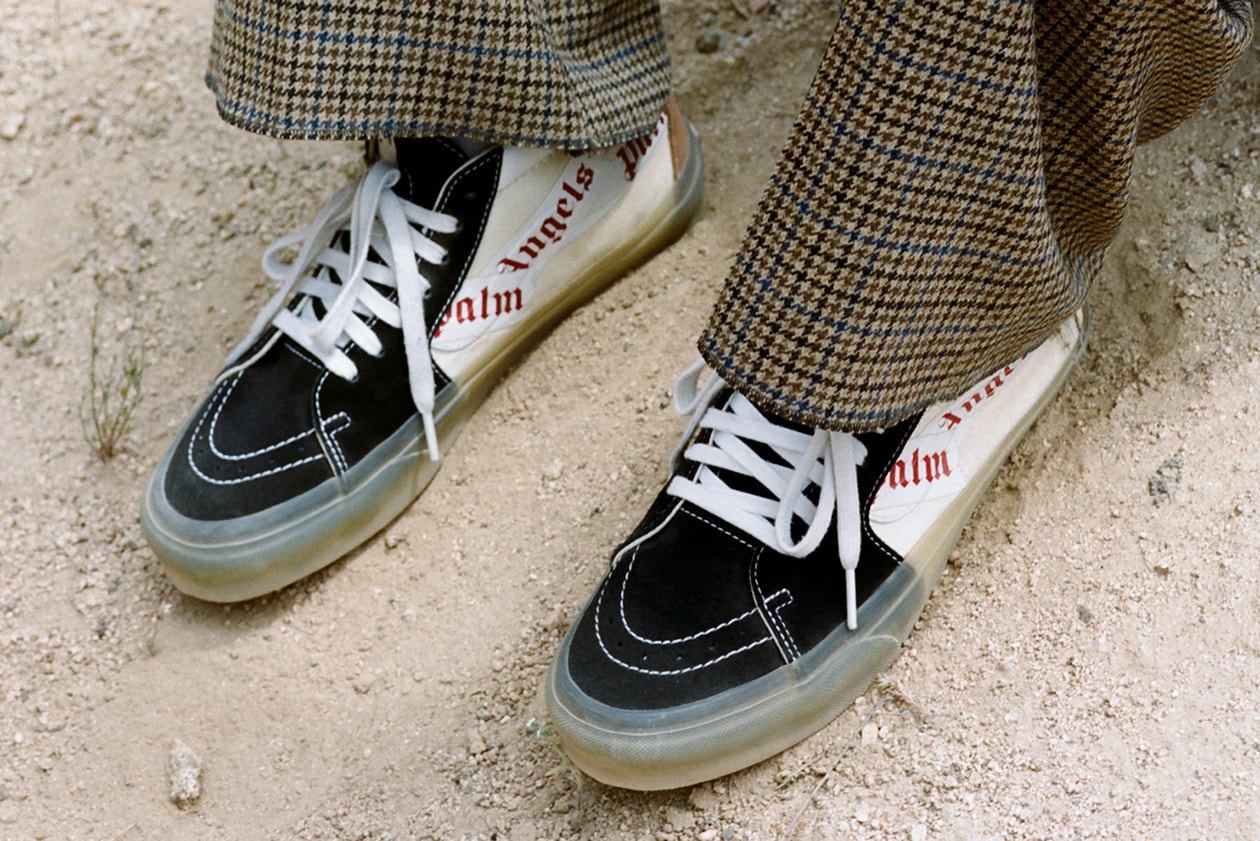 air jordan 4 black canvas nike dunk low magma orange palm angels vault by vans sk8 hi mid old skool mountain research reebok beatnik air jordan 1 low og unc tom sachs nike general purpose shoe archive lebron 20 time machine patta new balance 990v3 palace new balance 580 nike sb dunk low dodgers best sneaker releases 