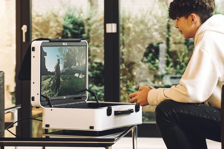 The POGA LUX PS5 Gaming Case Lets You Game on the Go