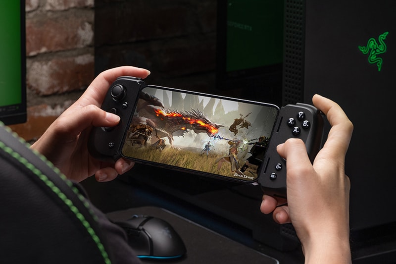 razer kishi v2 apple iphone ios lightning port support version gaming peripheral mobile controller 