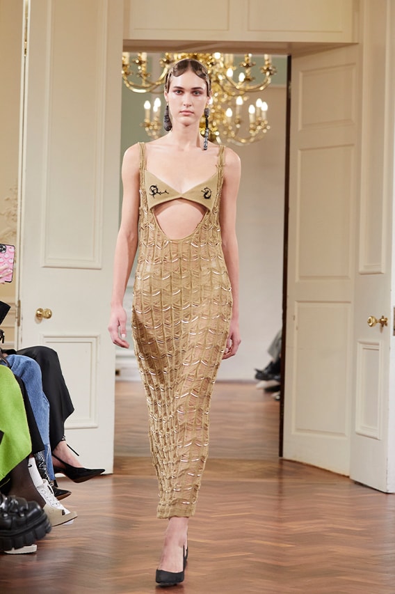 Ruirui Deng Spring Summer 2023 London Fashion Week SS23 Runway Show Designer Closing Event