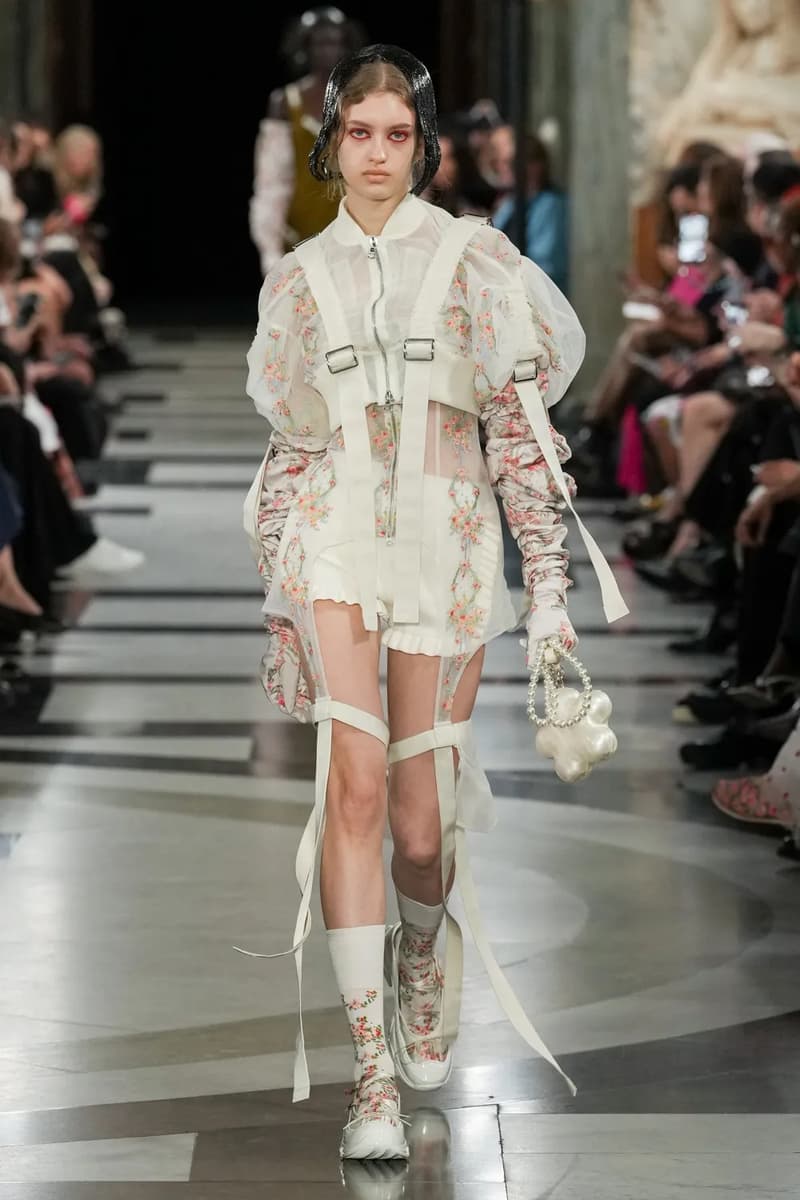 Simone Rocha Spring Summer 2023 London Fashion Week SS23 Runway Show Designer Closing Event Menswear Old Bailey