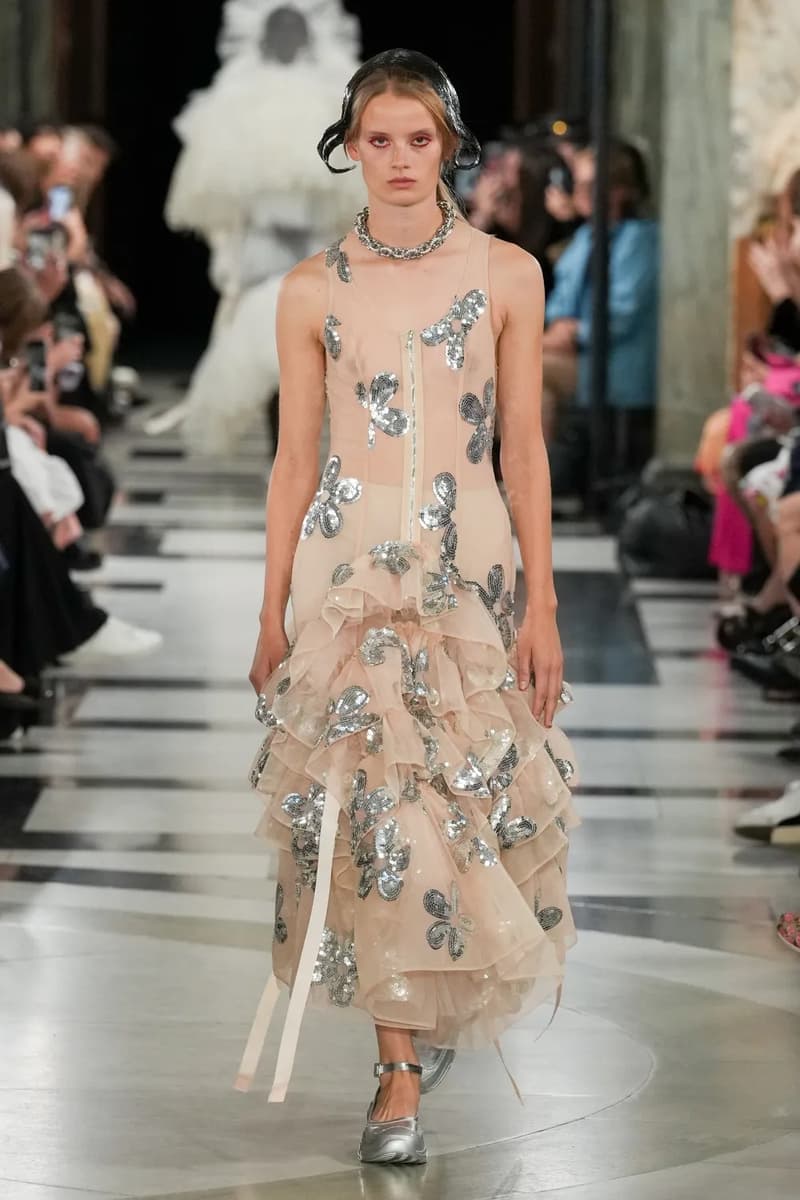 Simone Rocha Spring Summer 2023 London Fashion Week SS23 Runway Show Designer Closing Event Menswear Old Bailey