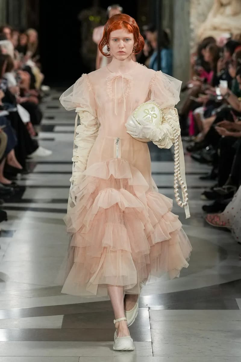 Simone Rocha Spring Summer 2023 London Fashion Week SS23 Runway Show Designer Closing Event Menswear Old Bailey