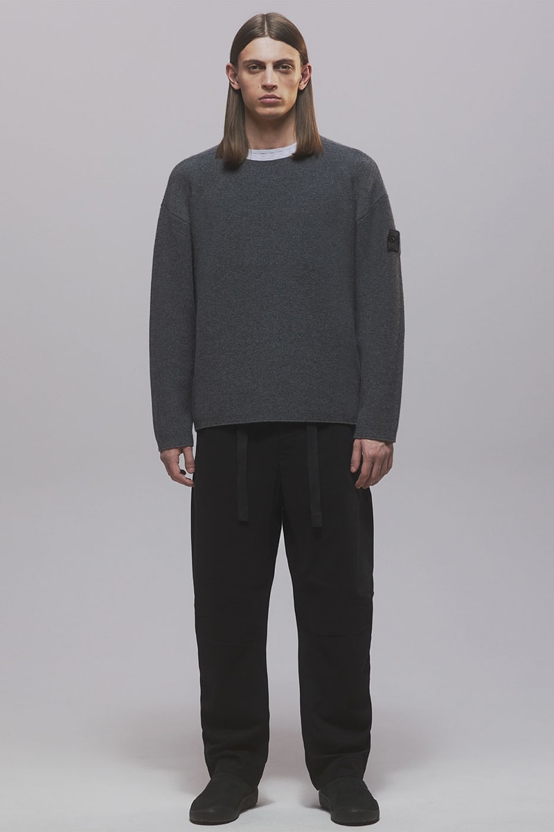 Stone island 7719 shadow project autumn fall winter 2022 2023 chapter 2 collection lookbook release info date neutral reds