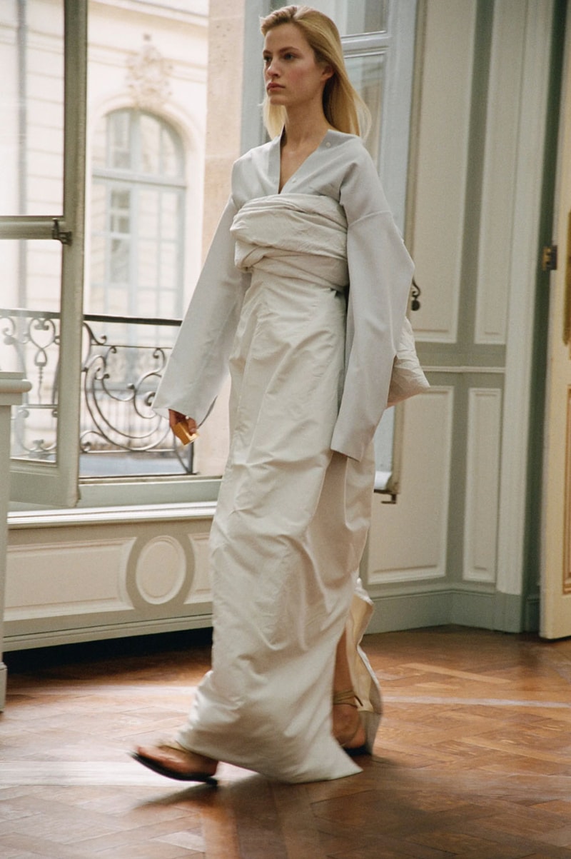 The Row SS23 Is Wealthy With Androgynous Tailoring 