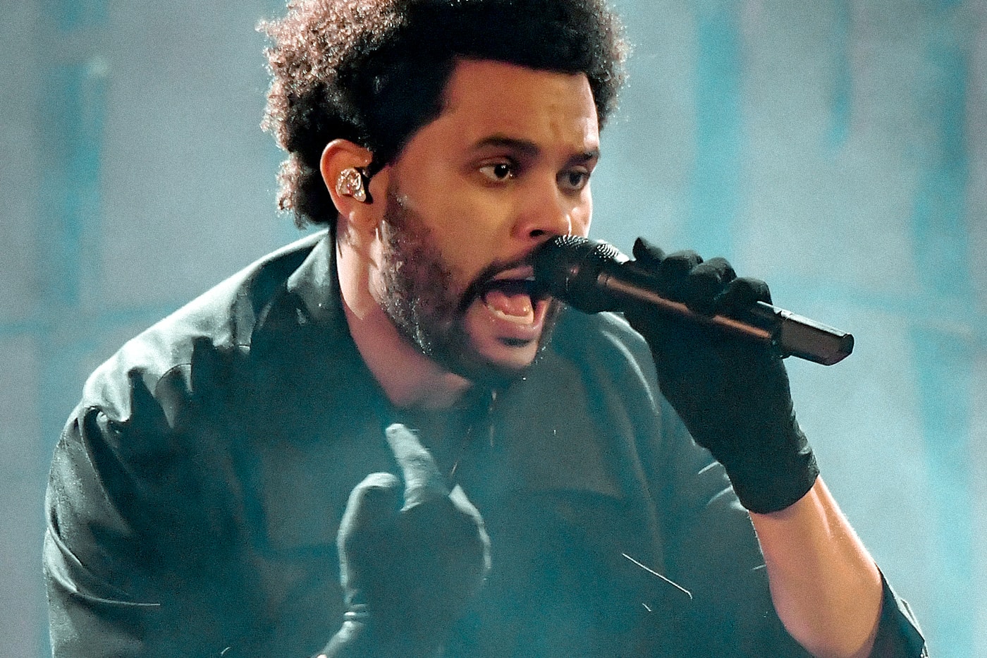 The Weeknd Loses Voice Los Angeles After Hours til Dawn Tour Show End Video Info