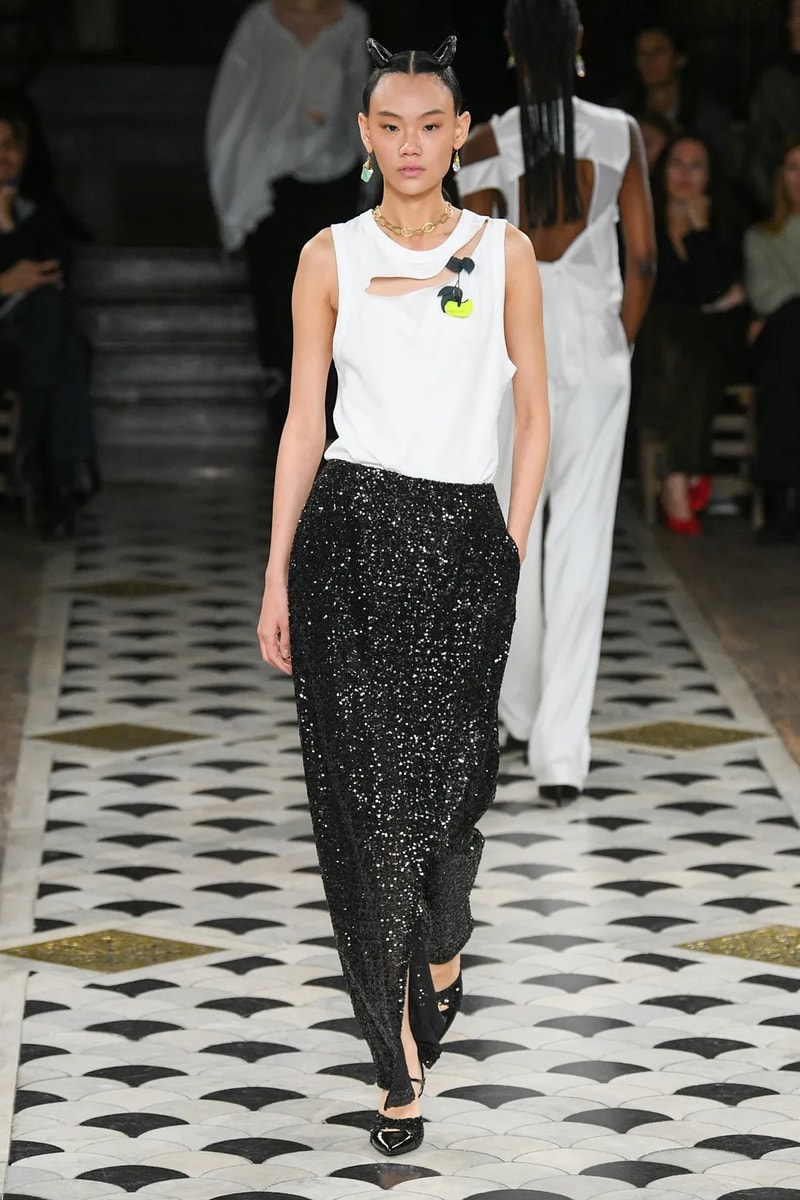 UNDERCOVER Spring/Summer 2023 SS23 Runway Paris Fashion Week Jun Takahashi PFW 