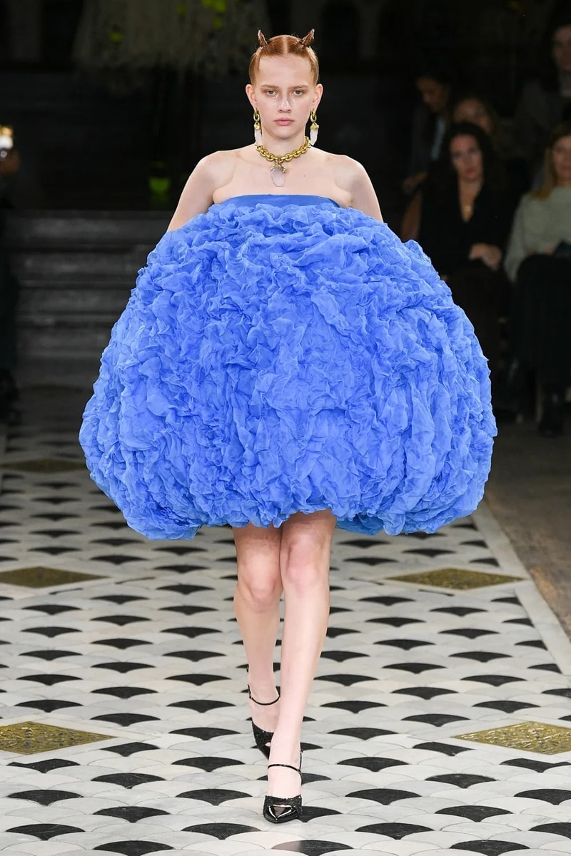 UNDERCOVER Spring/Summer 2023 SS23 Runway Paris Fashion Week Jun Takahashi PFW 