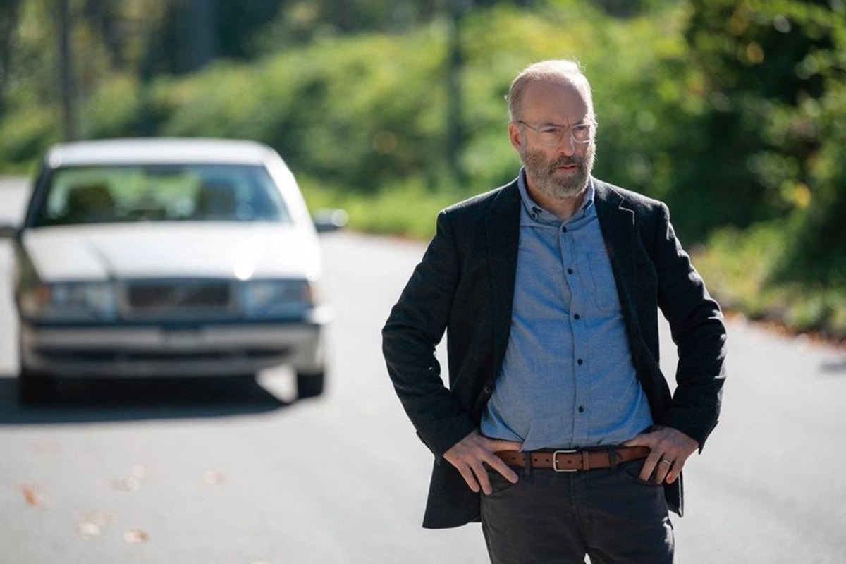 First Look at Bob Odenkirk in AMC's New Midlife Crisis Tale 'Straight Man' better caul saul richard russo series comedy