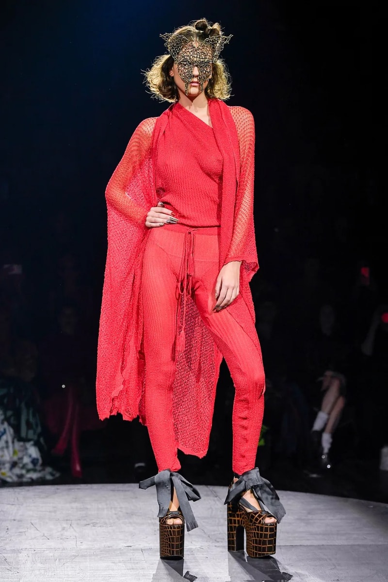 Andreas Kronthaler for Vivienne Westwood Spring Summer 2023 SS23 Paris Fashion Week Show Bella Hadid Menswear sous le ciel de paris