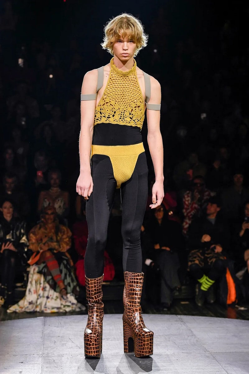 Andreas Kronthaler for Vivienne Westwood Spring Summer 2023 SS23 Paris Fashion Week Show Bella Hadid Menswear sous le ciel de paris