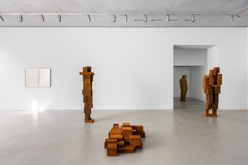 Antony Gormley 'BODY FIELD' Exhibition Xavier Hufkens