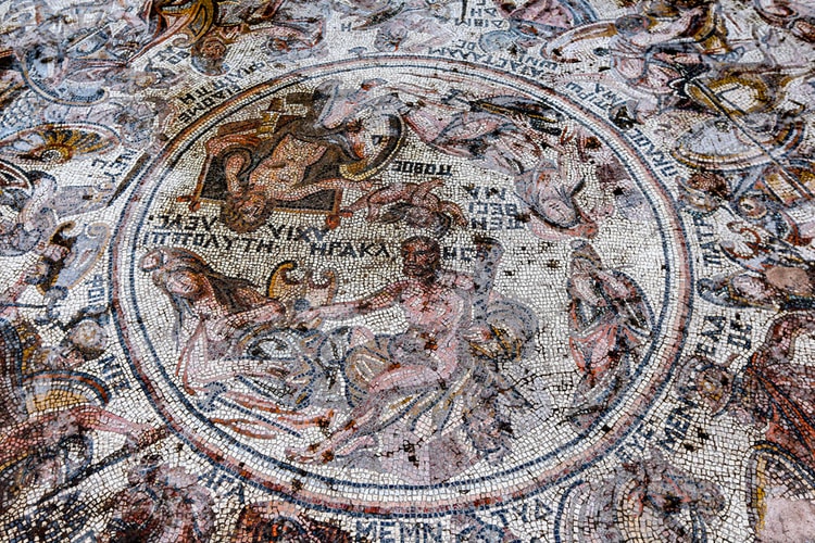 Archaeologists Discover Roman-Era Mosaic in Syria