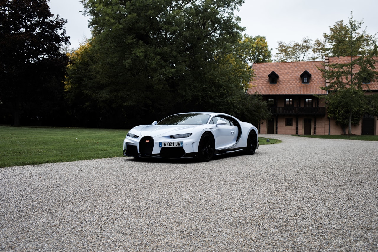 Bugatti Chiron Super Sport Test Drive Review 1,600 HP $4,000,000 M USD Hypercar 273 MPH Supercar Molshiem Rimac Open Road Hypebeast