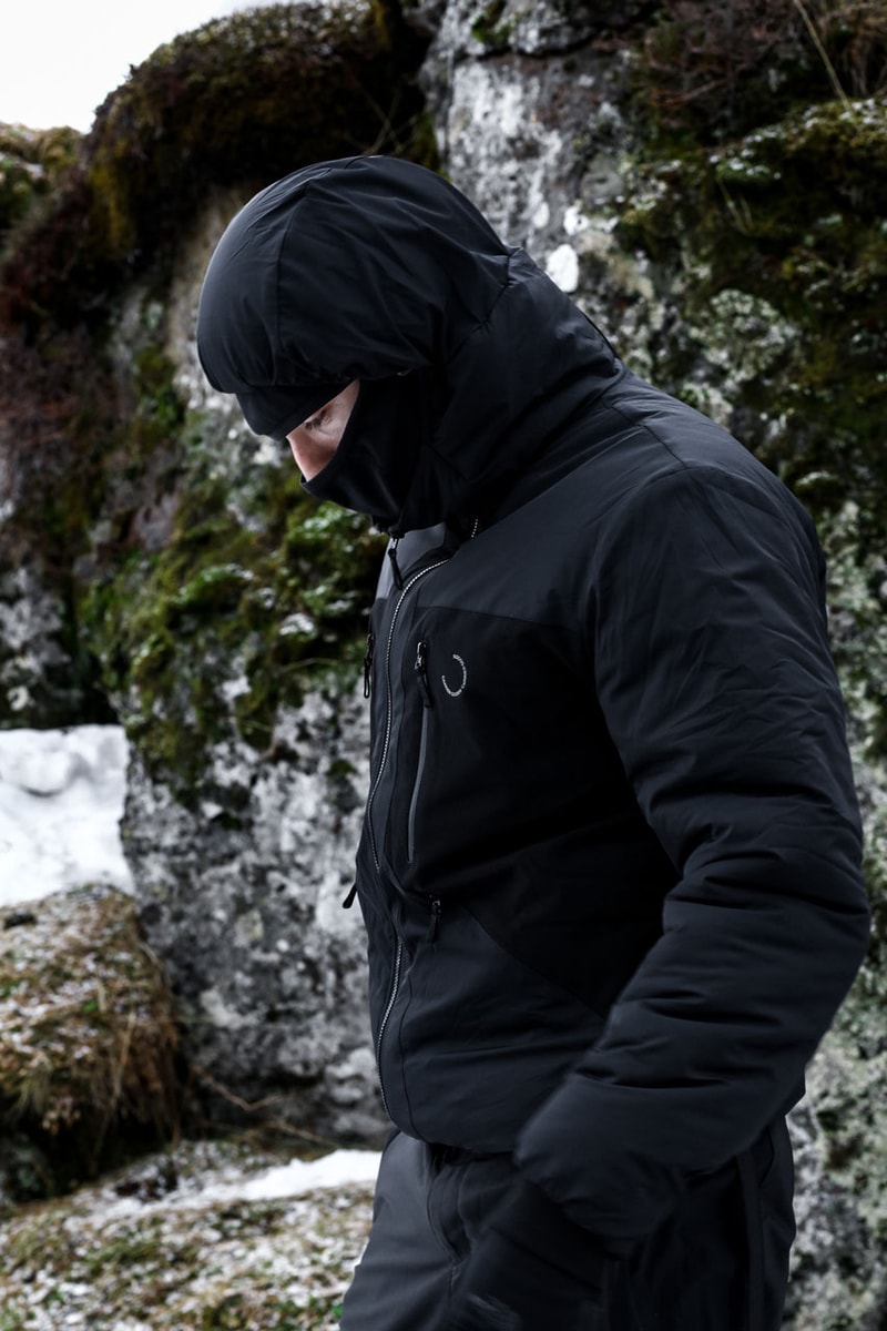 Carrier Goods Outerwear London Fashion Waterproof Hiking Camping Fall Winter 2022