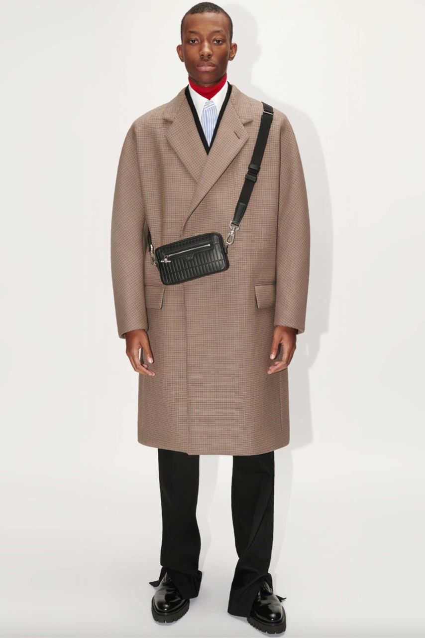 dunhill Strides Confidently Into FW22 With a New Focus and a Sharp Collection Designed by Mark Weston