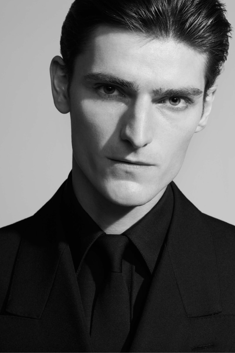 dunhill Strides Confidently Into FW22 With a New Focus and a Sharp Collection Designed by Mark Weston