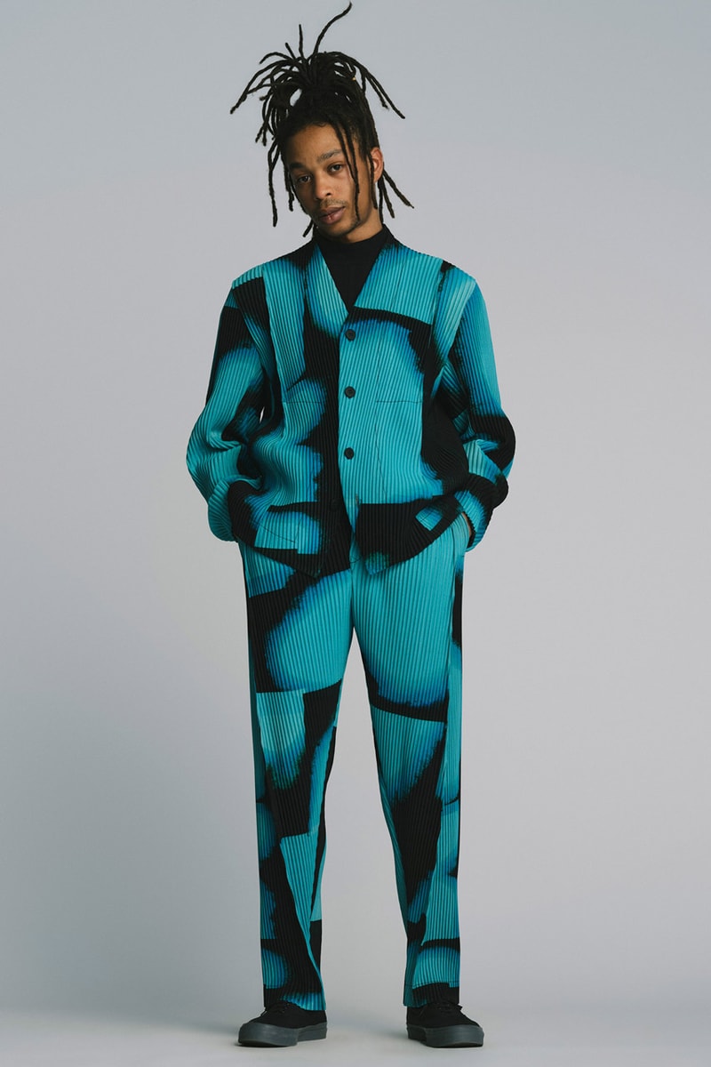 HOMME PLISSÉ ISSEY MIYAKE Launches AW22 "LANTERN" Capsule