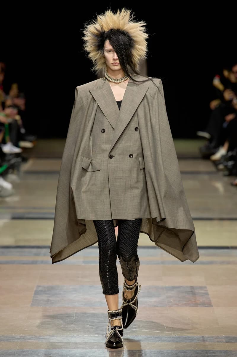 Junya Watanabe Ss23 Paris Fashion Runway Hypebeast Junya Watanabe Ss23 Paris Fashion Runway Hypebeast
