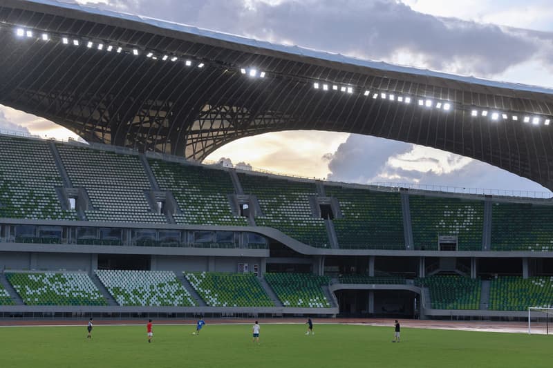 Mad architects ma yansong quzhou stadium quzhou sports park earth sheltered building zhejiang province shanghai 30000 