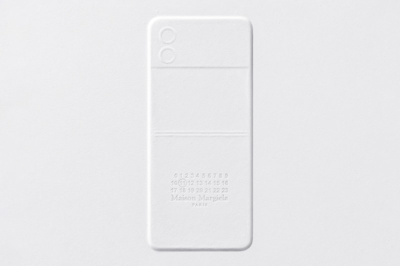 Maison Margiela Samsung Z Flip 4 smartphone collaboration teaser Info