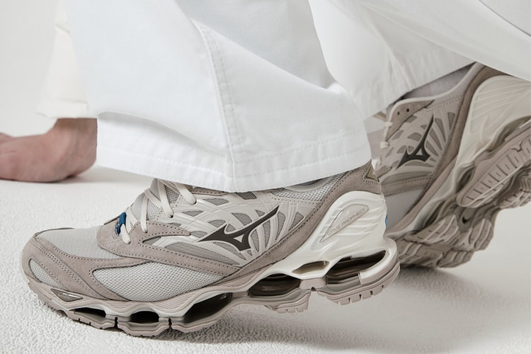 Mizuno Readies the Wave Prophecy LS in a Neutral Palette