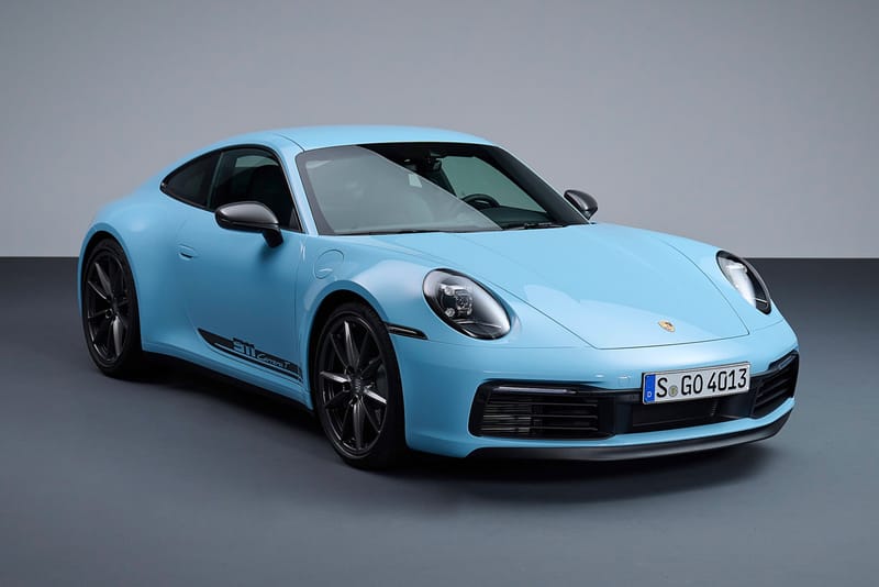 Porsche Introduces Its Lightweight Sports Car, the 911 Carrera T