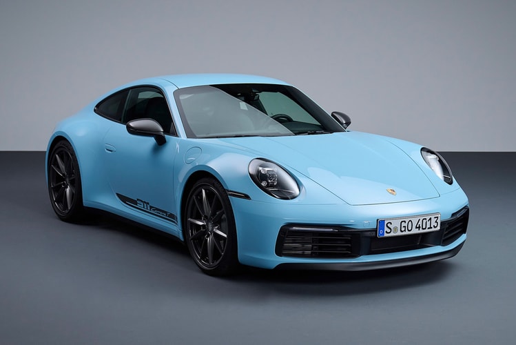 Porsche Introduces Its Lightweight Sports Car, the 911 Carrera T