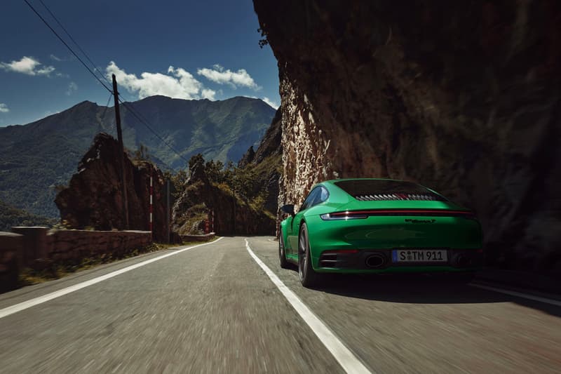 Porsche Introduces Its Lightweight Sports Car, the 911 Carrera T