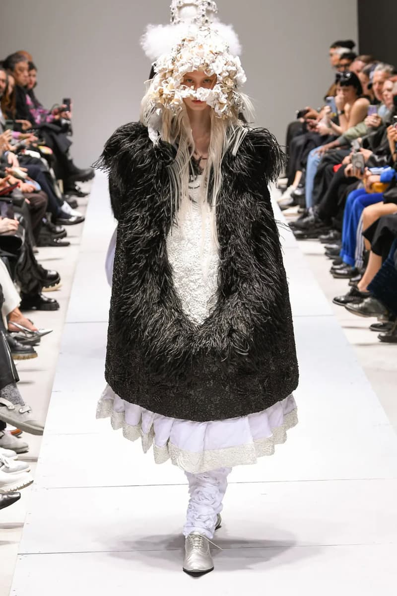 Rei Kawakubo Served Muted Elegance at COMME des GARÇONS SS23 Paris Fashion Week Spring Summer 2023 Runway