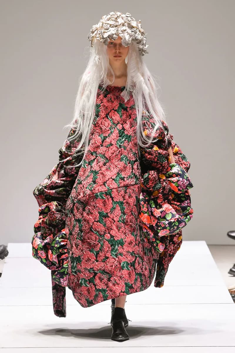 Rei Kawakubo Served Muted Elegance at COMME des GARÇONS SS23 Paris Fashion Week Spring Summer 2023 Runway