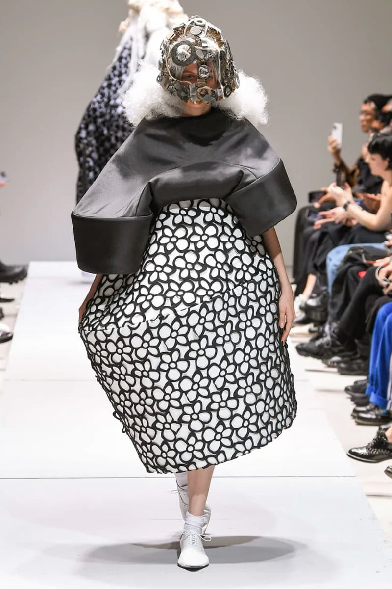 Rei Kawakubo Served Muted Elegance at COMME des GARÇONS SS23 Paris Fashion Week Spring Summer 2023 Runway